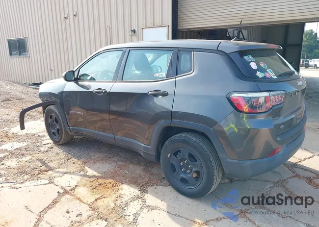 3C4NJCAB0JT233112: 42580222