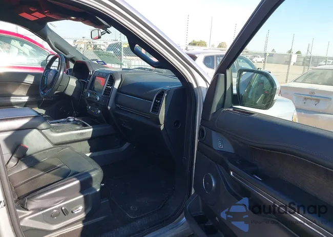 1FMJU1KT8LEA81760: 42581550