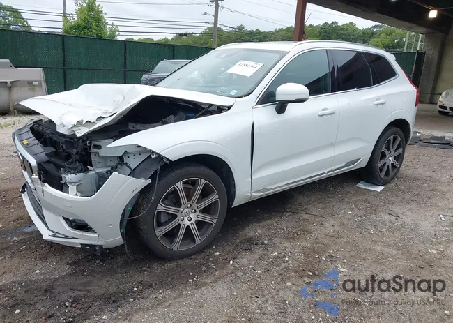 YV4A22RL9J1048869: 42581564