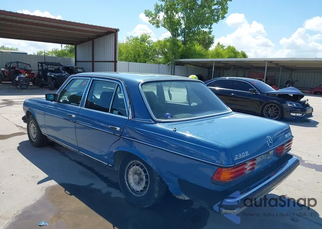 WDBAB23A0DB398608: 42581650