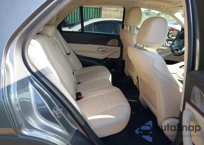 4JGFB4KB1PA883603: 42581695