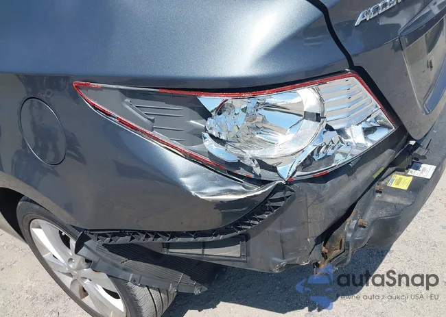 KMHCU4AE7DU424756: 42581903