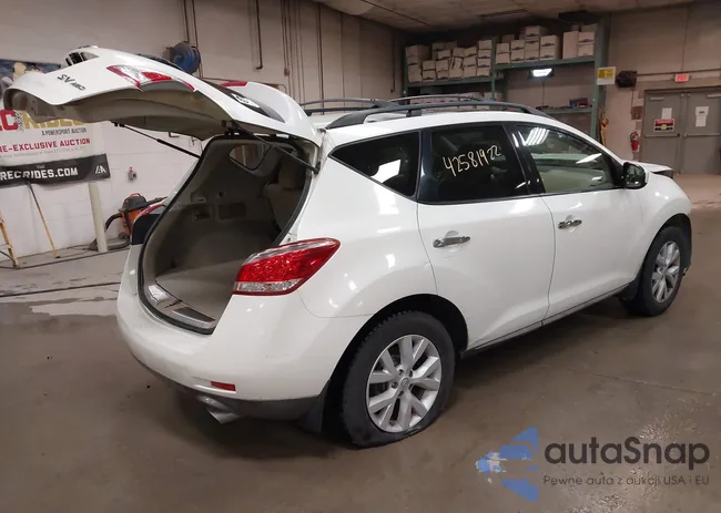 JN8AZ1MW0CW227659: 42581922