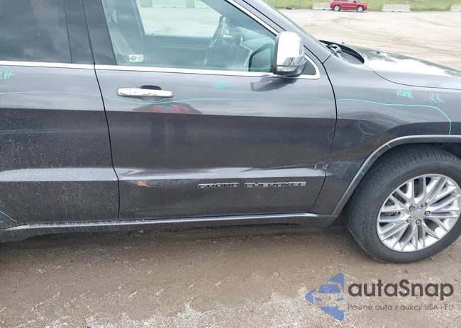 1C4RJFCG7JC157816: 42582498