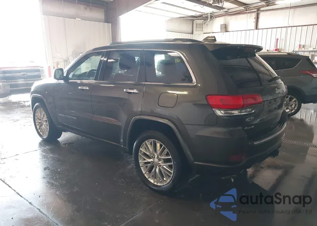 1C4RJFCG7JC157816: 42582498