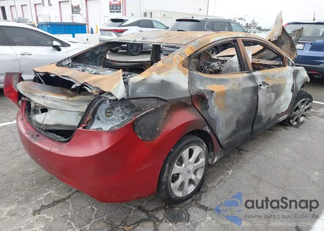 KMHDH4AE3DU669000: 42582610