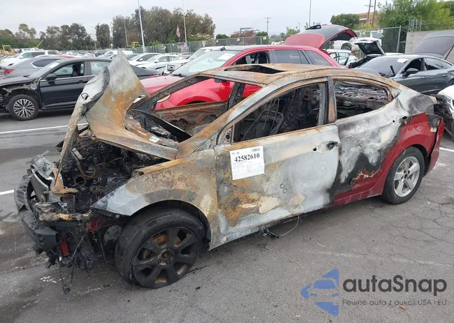 KMHDH4AE3DU669000: 42582610