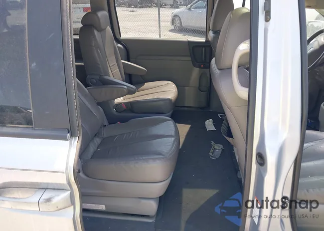 KNDMB233086264860: 42582729