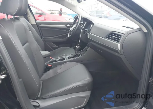 3VWC57BU2KM182627: 42582874