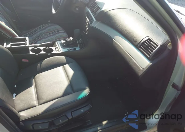 WBAET37484NJ95147: 42582889