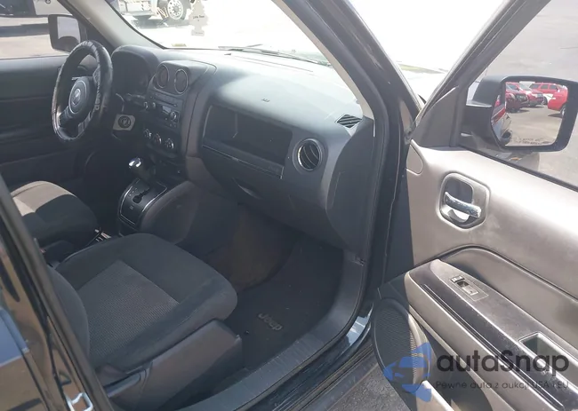 1C4NJPBB5FD431087: 42582979