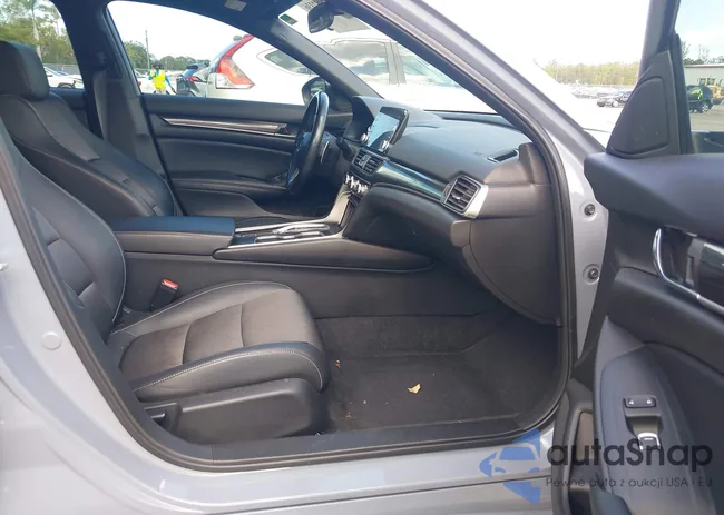 1HGCV2F36MA031105: 42582336