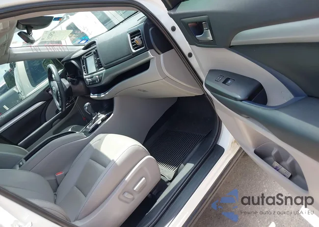 5TDKZRFH1KS329273: 42582381