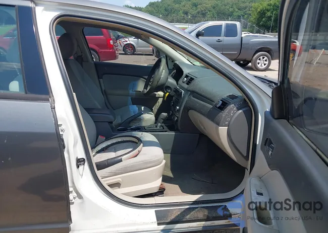 3FAHP0GA8BR239706: 42582409