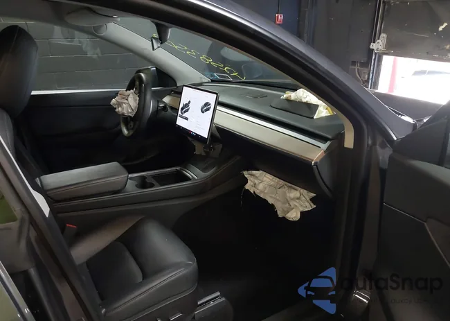 5YJYGDEE5MF293525: 42583508