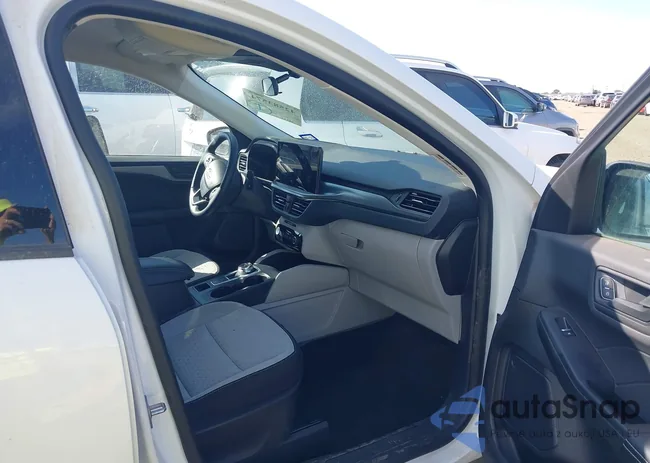 1FMCU0GN6PUA46191: 42583574