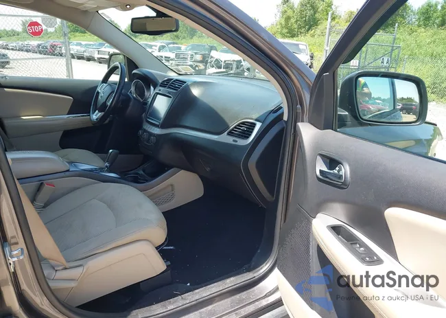 3C4PDDBG5FT593354: 42583610