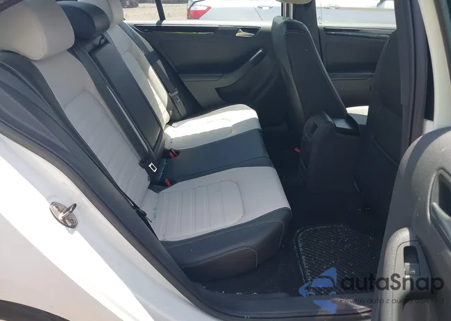 3VWD17AJ6FM202455: 42583674