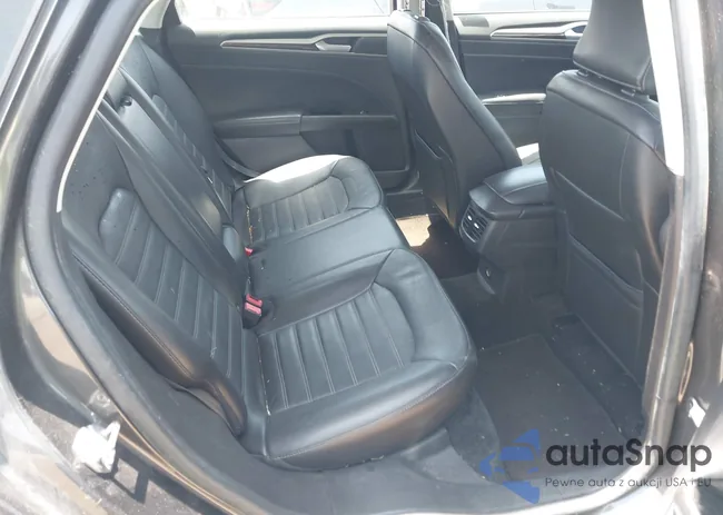 3FA6P0HD9FR238201: 42583685