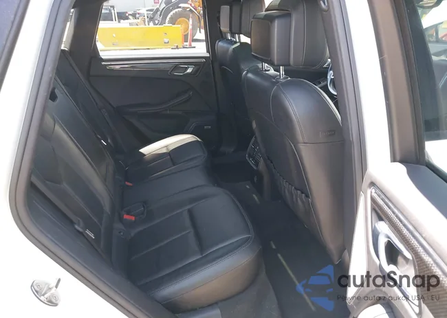 WP1AG2A5XJLB63453: 42583686