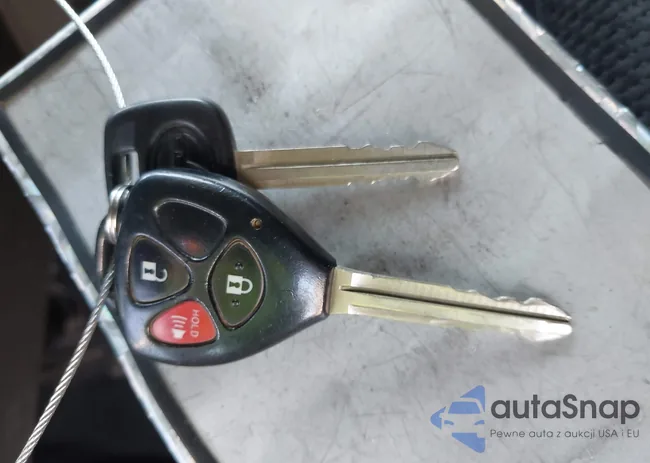 JTLKE50EX81051583: 42583737