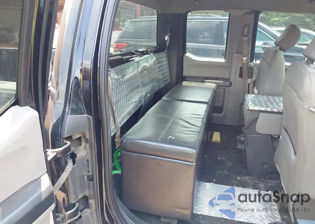 1FTEX1EP8JFB73308: 42583798