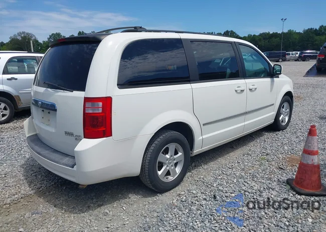 2D4RN5D10AR111568: 42583923