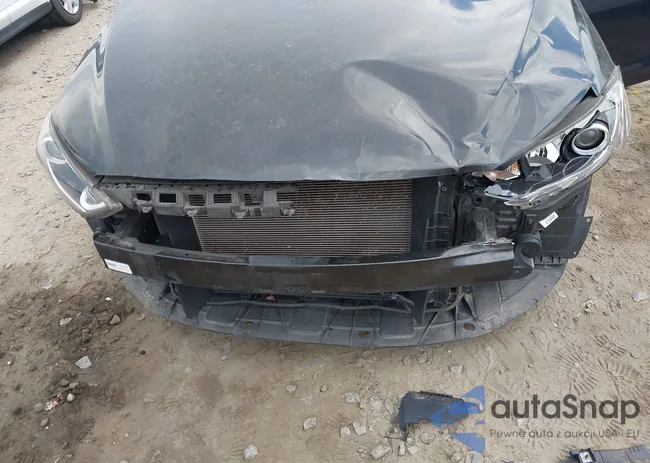 5NPD84LF0JH275745: 42584047