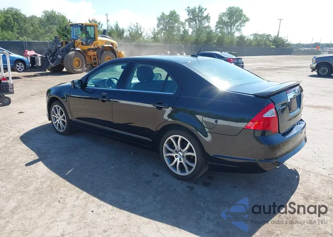 3FAHP0CG9CR268045: 42584078