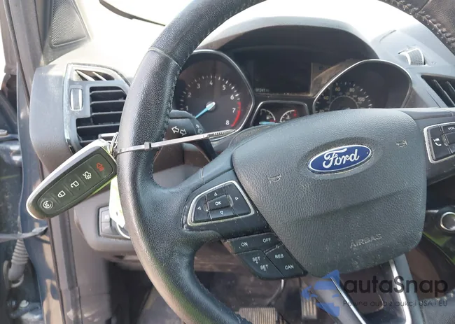 1FMCU9J99KUC00935: 42583250