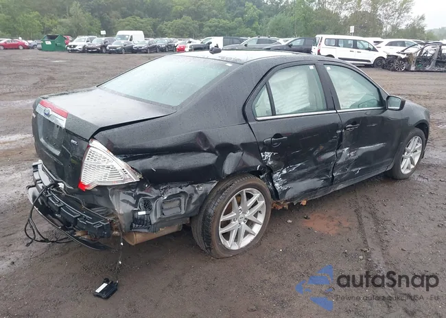 3FAHP0JA0CR223607: 42584572