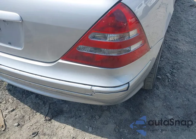 WDBKK65FX3F289228: 42584634