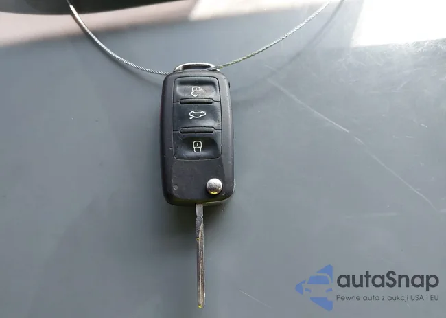 3VW4T7AJ5EM276247: 42584732