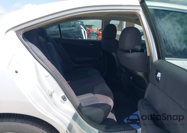 1N4AA5AP4EC447078: 42584744