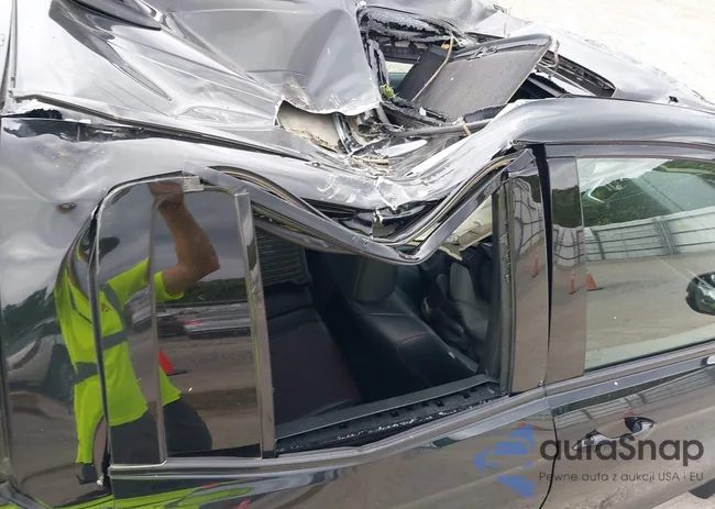 5FPYK3F83HB008075: 42584888