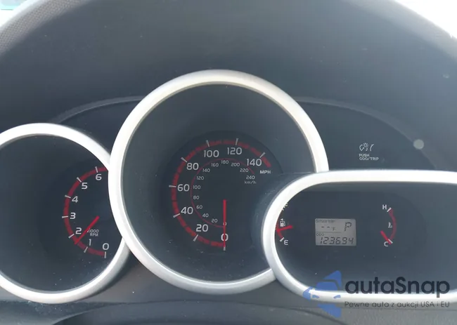 5Y2SP67079Z460407: 42584255