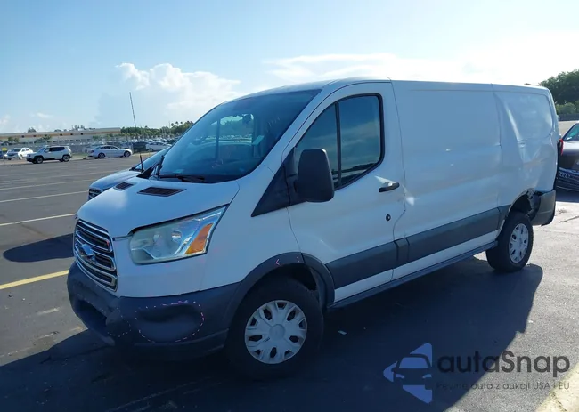 1FTNR1ZMXFKA48822: 42584371