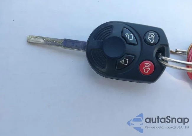 1FTYR2CM4GKB02399: 42584416