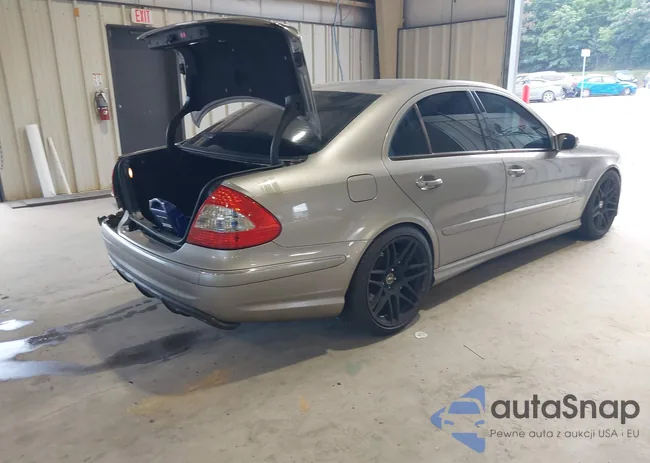 WDBUF76J15A768563: 42584484