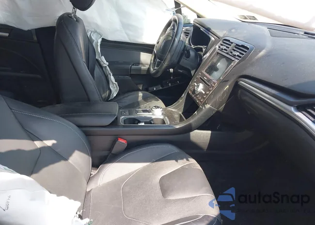 3FA6P0SU2JR164525: 42585653