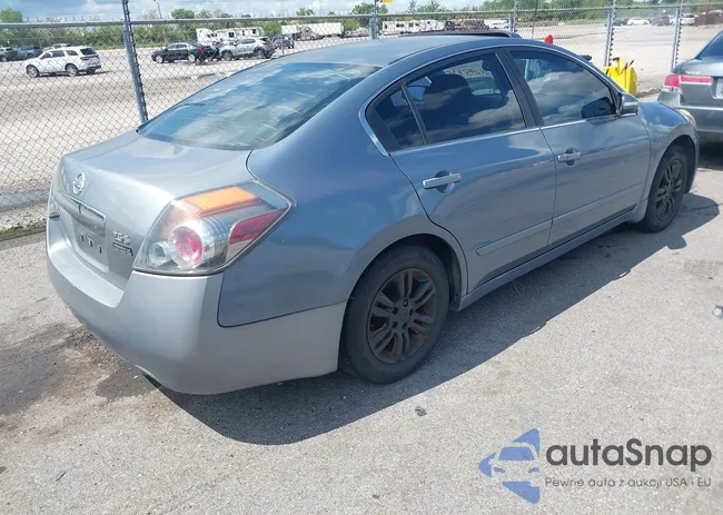 1N4AL2AP9AN466653: 42585930