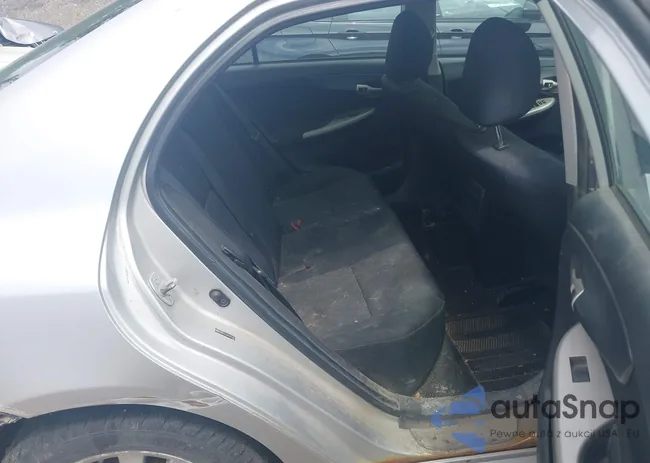 2T1BU4EE8AC402106: 42585120