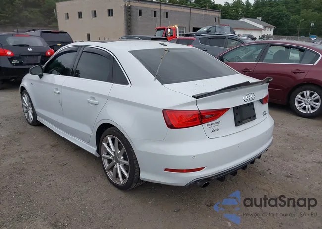 WAUKFGFF7F1081557: 42585197