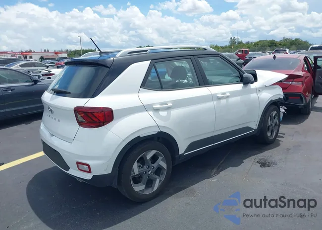 KMHRC8A31RU312688: 42585441