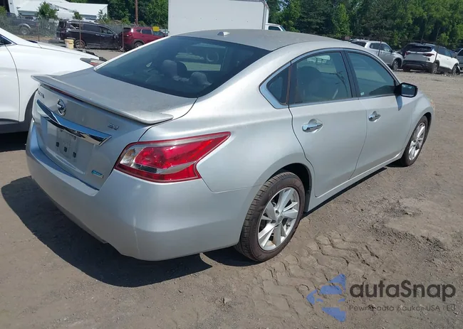 1N4AL3AP0DC142819: 42586673