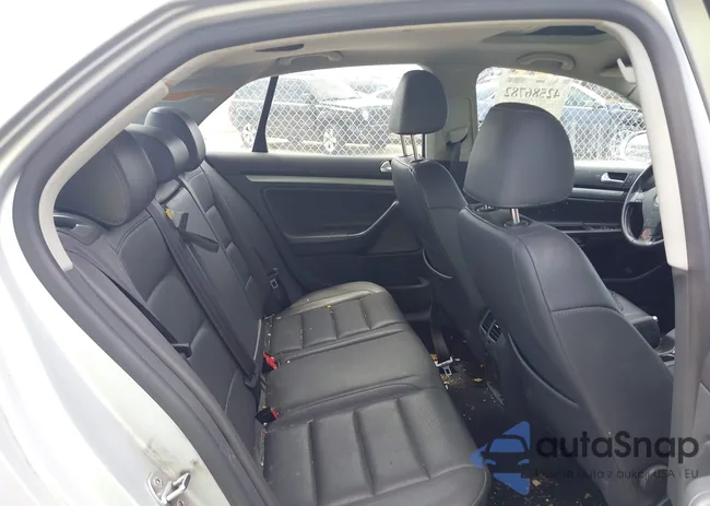 3VWCT71K76M850806: 42586782