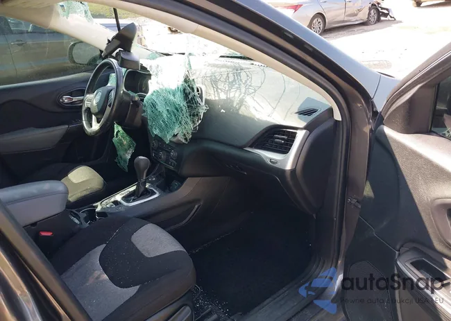 1C4PJMCS7EW281654: 42586880