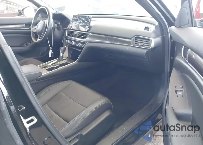 1HGCV1F34KA027559: 42586933