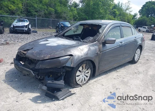 1HGCP2F32CA239149: 42586936