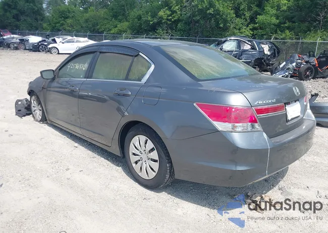 1HGCP2F32CA239149: 42586936